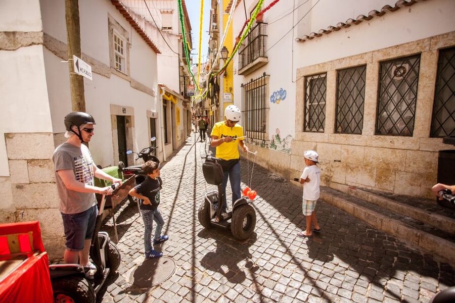 Lisbon: Segway Medieval Tour of Alfama and Mouraria - Training, guides, and the beginner question