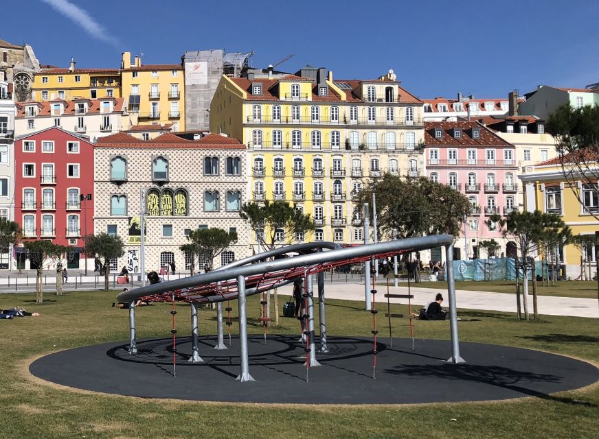 Lisbon: Segway Super Tour - Guide quality, safety, and group size