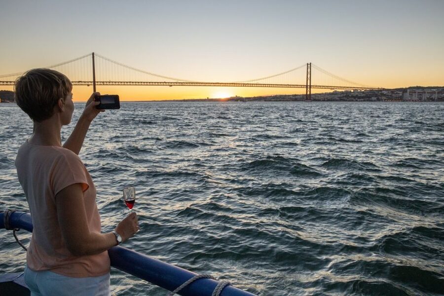 Lisbon: Sightseeing Boat Tour with Hop-On Hop-Off Option - Is $21 a good value?