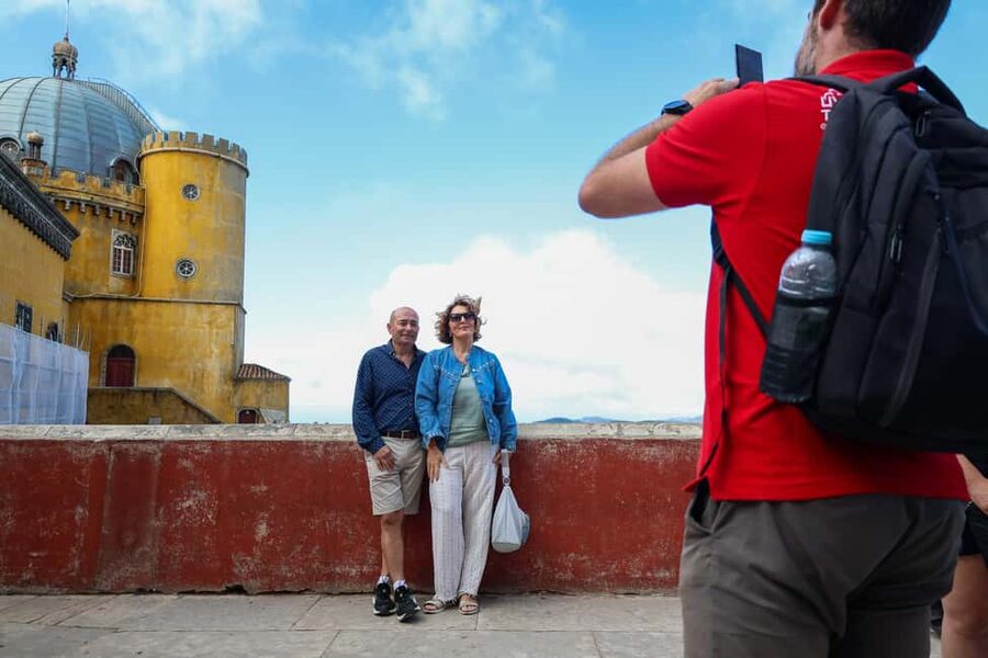 Lisbon: Sintra, Coast and Wine Small-Group Day Tour - Key points to know before booking