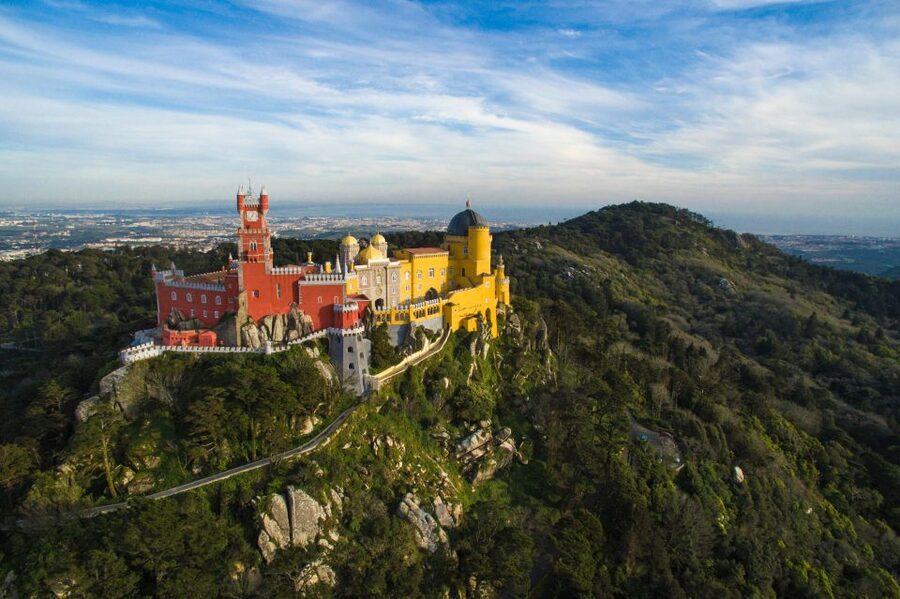 Lisbon: Sintra Half-Day Private Tour with Pena Palace - From Lisbon to Sintra Mountain