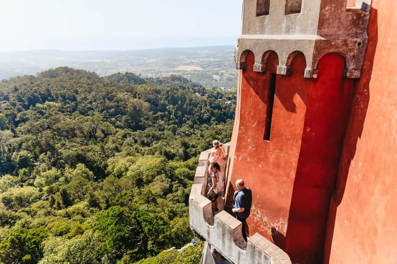 Lisbon: Sintra, Pena, Cabo da Roca, Cascais Tour with Pickup - Azenhas do Mar and its seawater pools