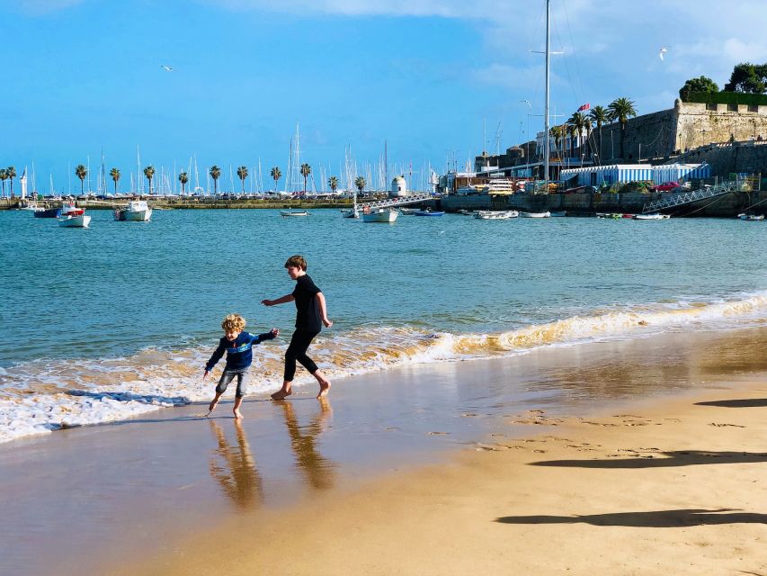 Lisbon: Sintra, Pena, Cabo da Roca Coast & Cascais Day Tour - Starting in Sintra before the crowds