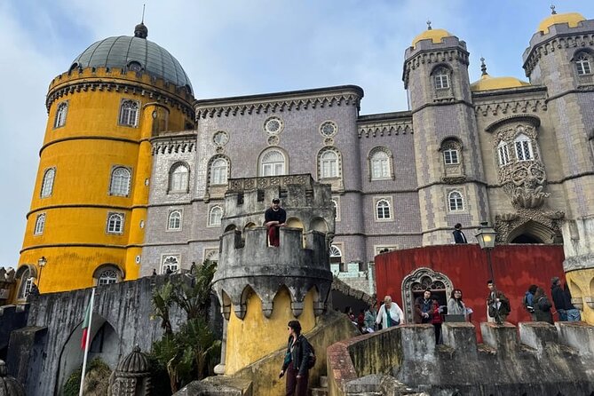 Lisbon: Sintra, Pena, Regaleira, Cabo Roca Coast and Cascais 8h - One long day from Lisbon to the Atlantic