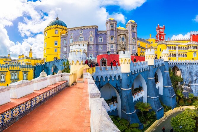 Lisbon: Sintra, Pena, Regaleira, Cabo Roca Coast and Cascais 8h - Cabo da Roca, where the land meets the Atlantic
