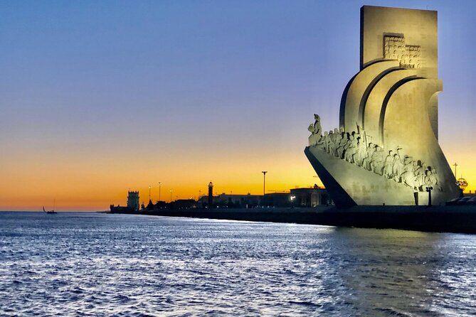 Lisbon Small Group Sunset Sailing 2h Cruise with Drinks Included - Starting in Belém beside the Tagus
