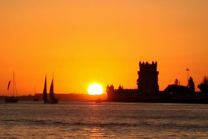 Lisbon Small Group Sunset Sailing 2h Cruise with Drinks Included - Belém Tower and the old defenses of Lisbon