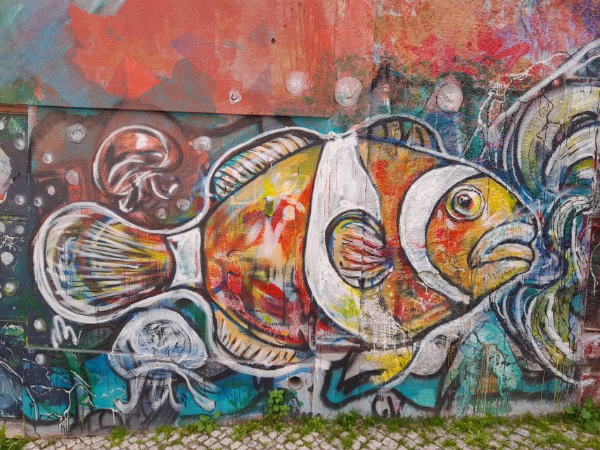 Lisbon Street Art Lovers Walk - What the $23 price really covers