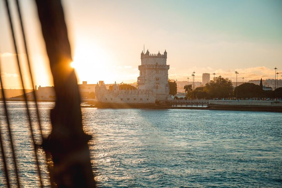 Lisbon: Sunset Boat Party with Live DJ and Night Club Entry - The route from Belém to Cais do Sodré