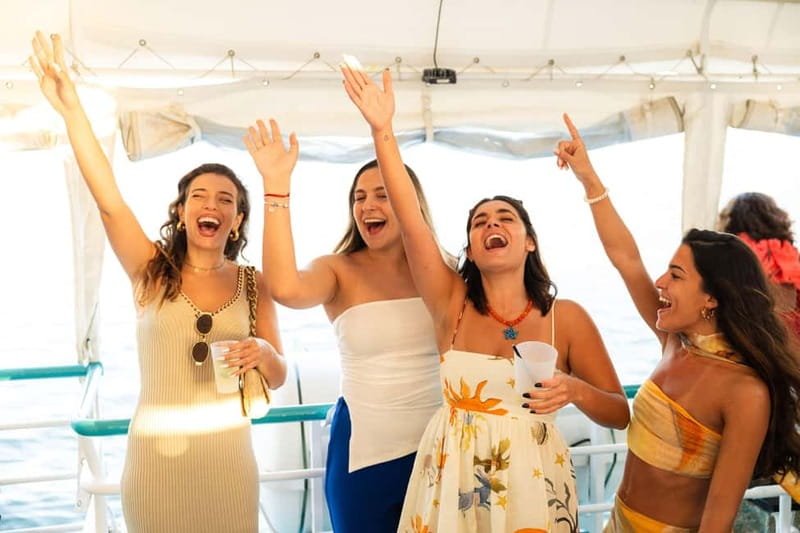 Lisbon: Sunset Boat Tour with Music and Drinks - Who will enjoy the Evora most?