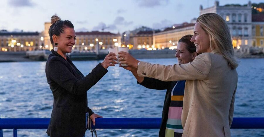 Lisbon: Sunset Cruise with Live DJ and Drinks - Sunset on the Tagus