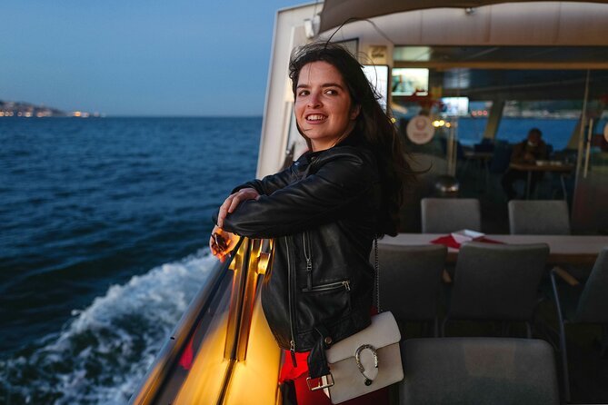 Lisbon Sunset cruise with Welcome Drink and Snack included - Belém Lighthouse and the Tower of Belém