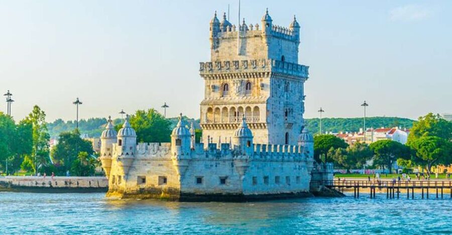 Lisbon: Sunset Sailing Boat Cruise with Wine - Key points to know before booking