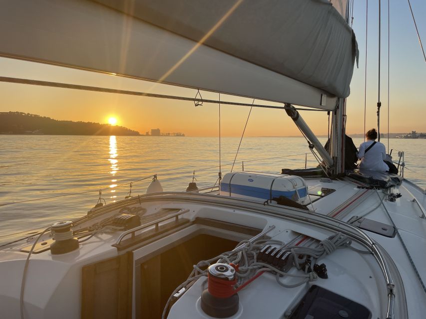 Lisbon: Sunset Sailing Boat Cruise with Wine - Why a sunset cruise is one of Lisbon’s best city views