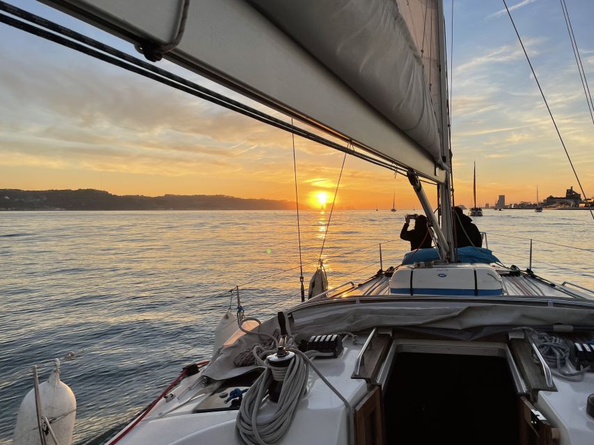 Lisbon: Sunset Sailing Boat Cruise with Wine - Looking up at Bairro Alto and Alfama