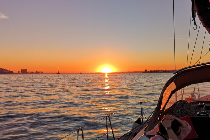 Lisbon Sunset Sailing Tour on Luxury Sailing Yacht with 2 Drinks - Why Lisbon makes sense from the Tagus