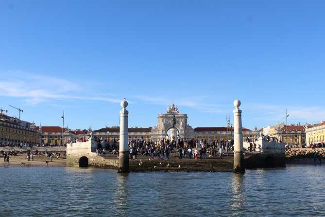 Lisbon: Sunset SpeedBoat Tour - Belém Tower and the Atlantic edge