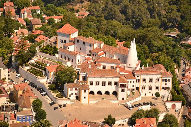 Lisbon Super Saver: 2-Day Sintra, Cascais, Fatima, Nazare and Obidos Small-Group Day Trips - Cascais: A Gentle Finish to Day One