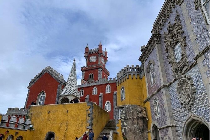 Lisbon Super Saver: 2-Day Sintra, Cascais, Fatima, Nazare and Obidos Small-Group Day Trips - Day Two: Fátima and the Meaning of the Sanctuary