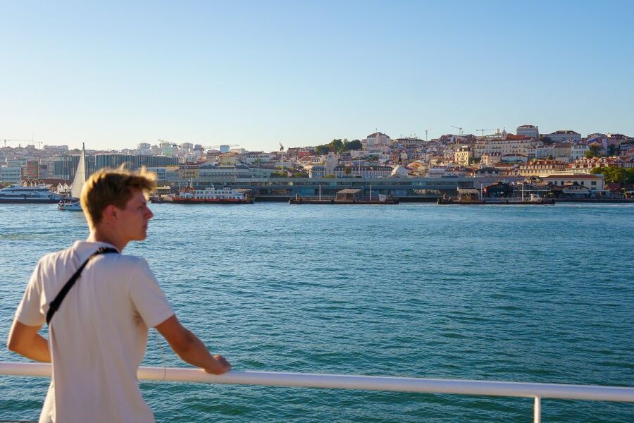Lisbon: Tagus River Boat Tour with One Drink Included - Seeing Lisbon from the Tagus instead of the pavement