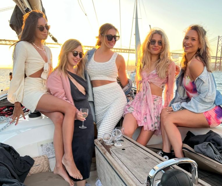 Lisbon: Tagus River Cruise, Morning, Day, Sunset, or Night - Jerónimos Monastery and the western waterfront