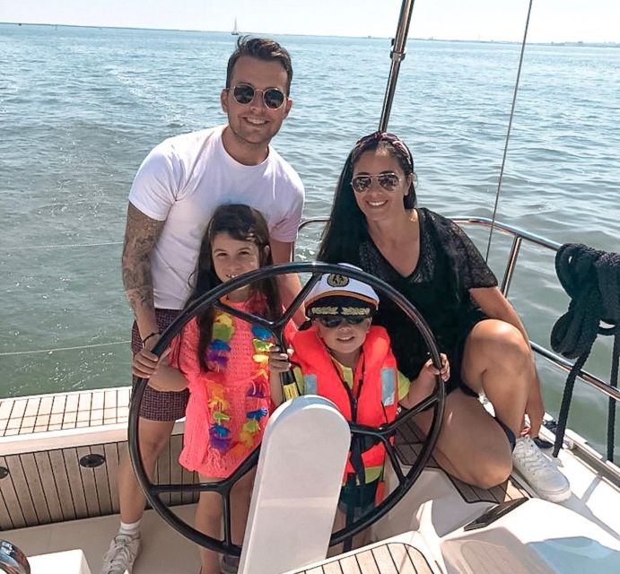 Lisbon: Tagus River Cruise, Morning, Day, Sunset, or Night - Alfama, the Castle Quarter, and Cristo Rei