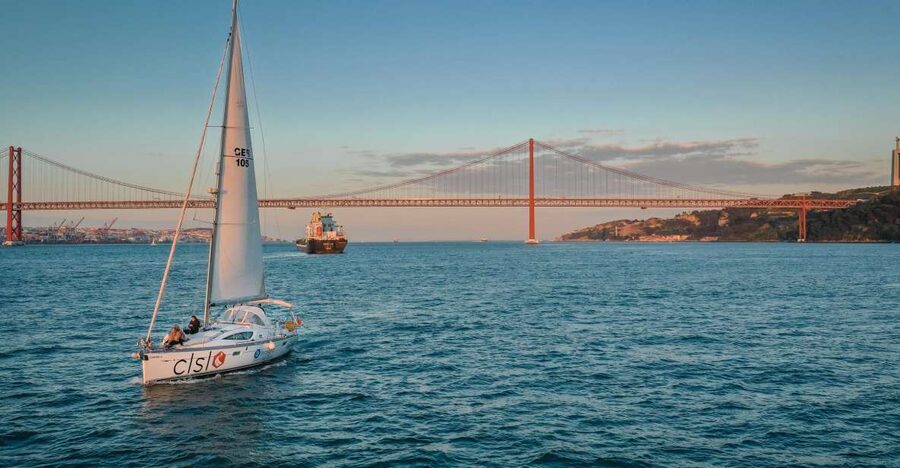 Lisbon: Tagus River Sailboat Tour - What the group size means for your experience