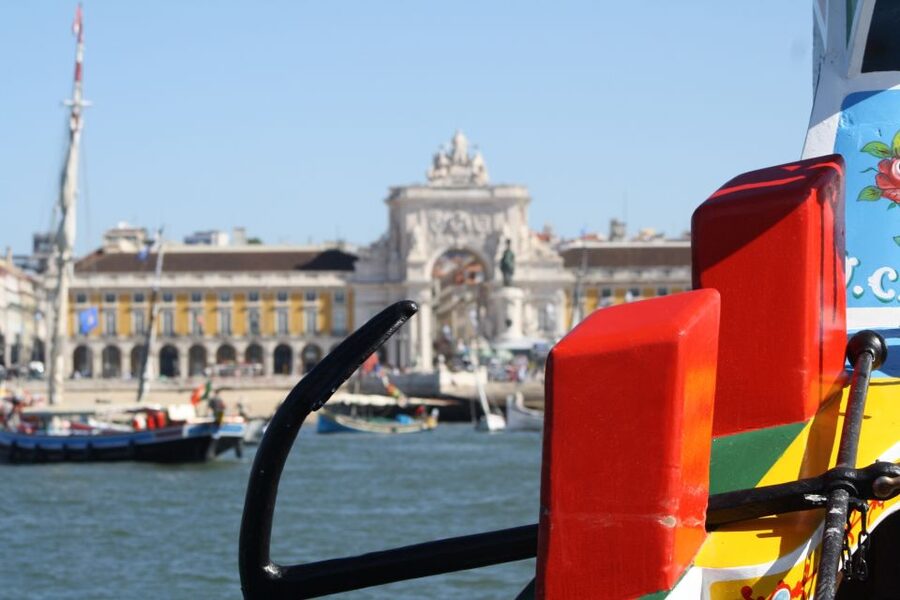 Lisbon: Tagus River Sunset Cruise in a Traditional Vessel - The 1947 boat is part of the experience