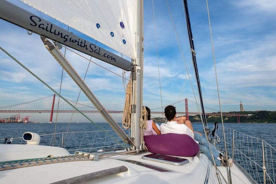 Lisbon: Tagus River Sunset Cruise with Drinks - Key points to know before you book