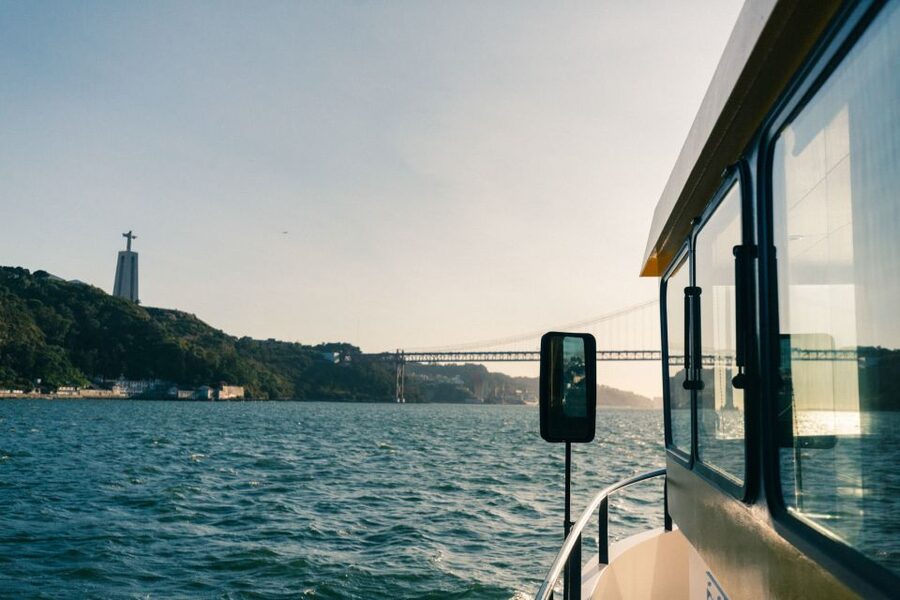 Lisbon: Tagus River Yellow Boat Cruise - Practical timing, weather, and cancellation advice
