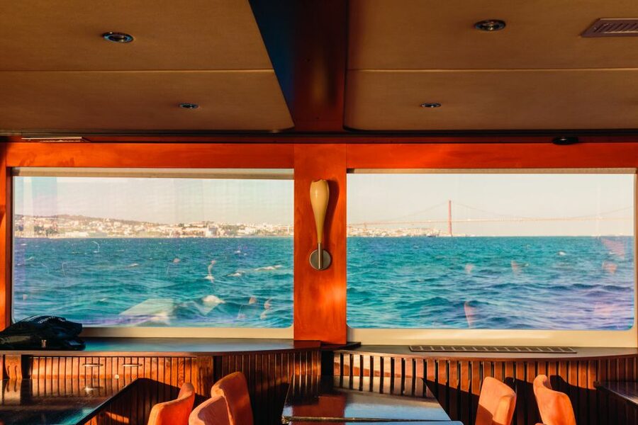 Lisbon: Tagus River Yellow Boat Cruise - The return toward Lisbon’s central waterfront