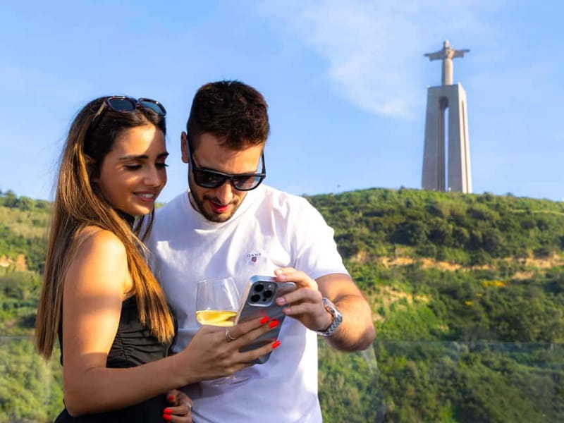 Lisbon: Tejo River Sightseeing Cruise - Choosing your seat for the Tagus