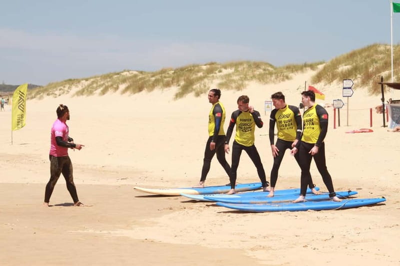 Lisbon: The Surf Instructor - surf lessons with transfer - Two hours of surfing, with feedback after each attempt