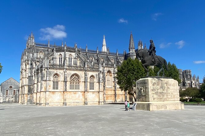 Lisbon to Fatima/Batalha/Nazare & Obidos guided tour 8pax group - The road to Fatima and a useful start to the day