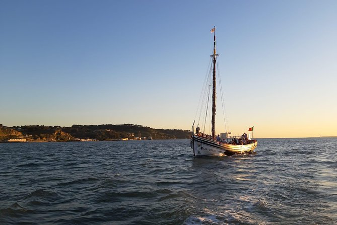 Lisbon Traditional Boats - Guided Sightseeing Cruise - Who will enjoy this Tagus cruise most?