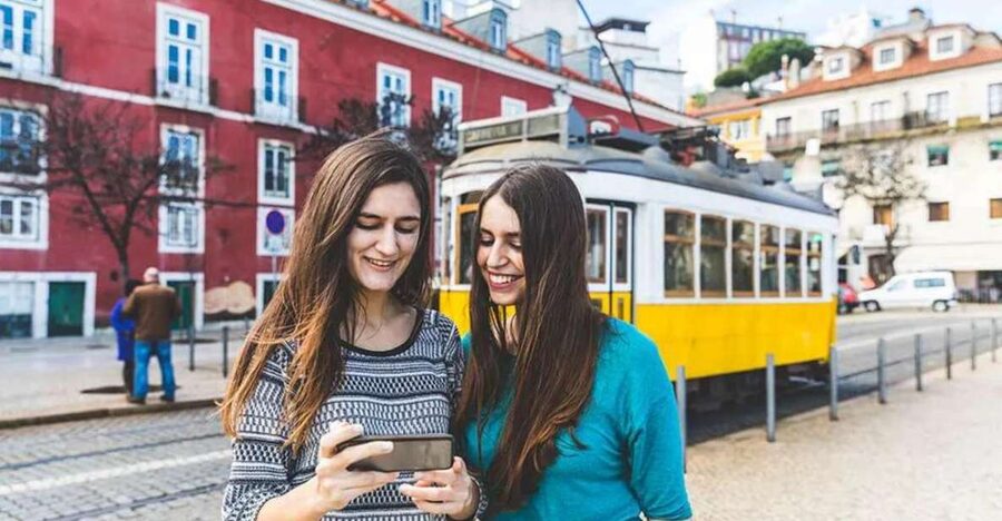Lisbon: Tram 28 Entry Ticket & Audio Guide with 24-Hour Pass - A practical one-day plan