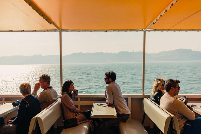 Lisbon Yellow Boat River Hop-On Hop-Off Tour - Timing, boarding, and weather concerns