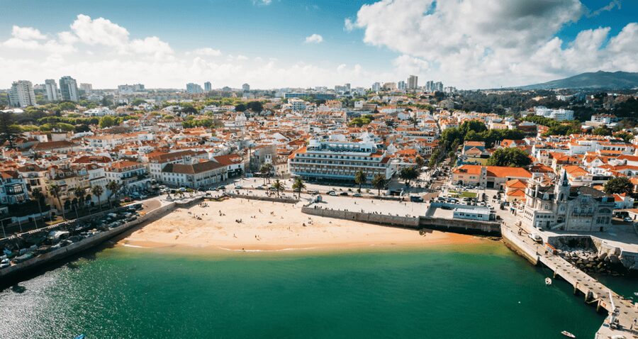 Magical Day Trip: Pena Palace, Sintra, CaboDa Roca & Cascais - Quinta da Regaleira and the Initiation Well