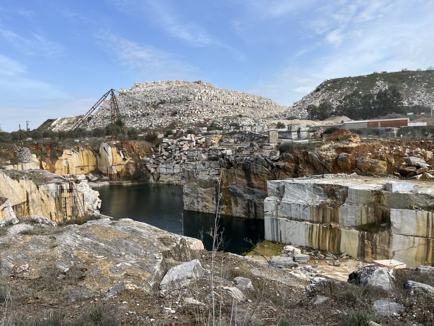Marble Tour in Vila Viçosa - Artisan workshops show marble’s creative side