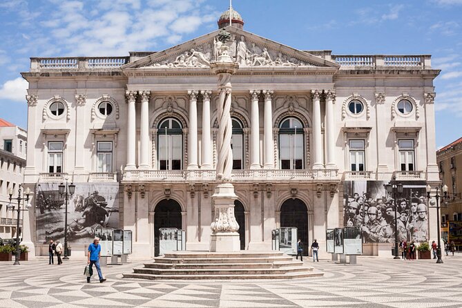 Mon Ami Burguês - Lisbon City Center Private Tuk Tuk Tour - How much can you really see in one to two hours?