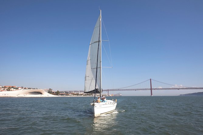 Morning Sailing Tour in Tagus River from Lisbon - The Monument to the Discoveries and Lisbon’s riverfront