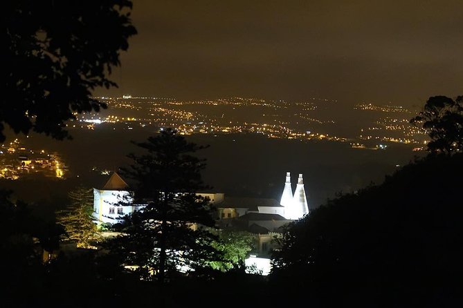 Night Walk: "From the Ghosts of the Castle to the Apparitions of the Mountains" - The descent and return to the Historic Center