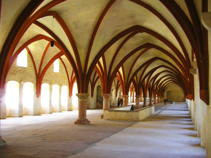 Óbidos, Nazaré & Alcobaça: Private Trip by Car - Who will enjoy this day most?