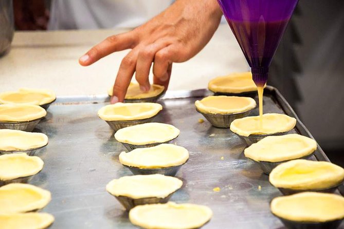 Pastel de Nata Masterclass at a Real Bakery in Downtown Lisbon - Who may teach your class