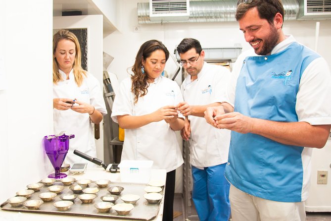 Pastel de Nata Masterclass at a Real Bakery in Downtown Lisbon - From puff pastry to custard
