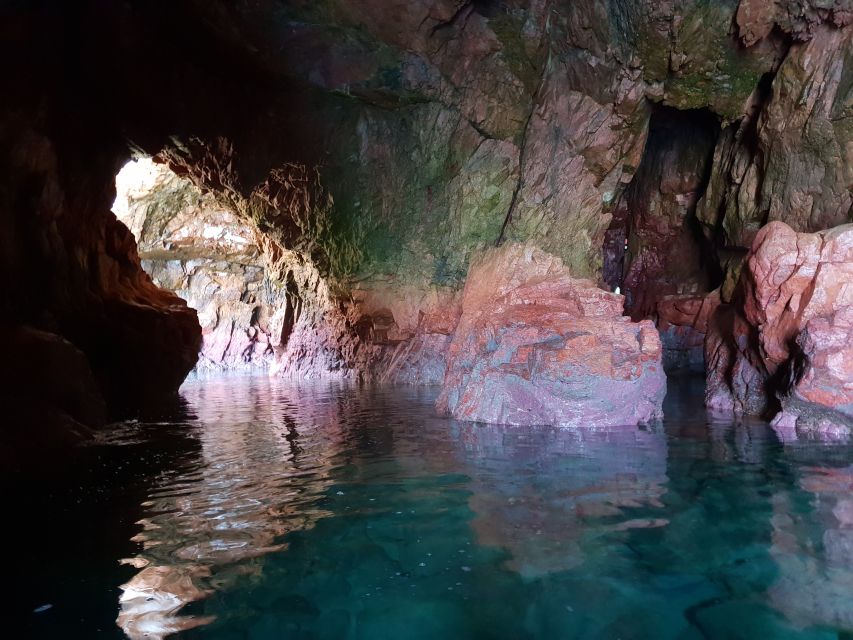 Peniche: Berlengas Roundtrip and Glass-Bottom Boat Cave Tour - The 30-minute ferry across the water