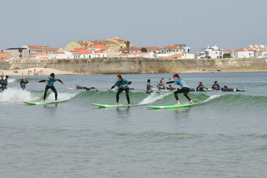 Peniche:Surf lessons Beginners ,Intermediate, advance level - The instructors make the biggest difference