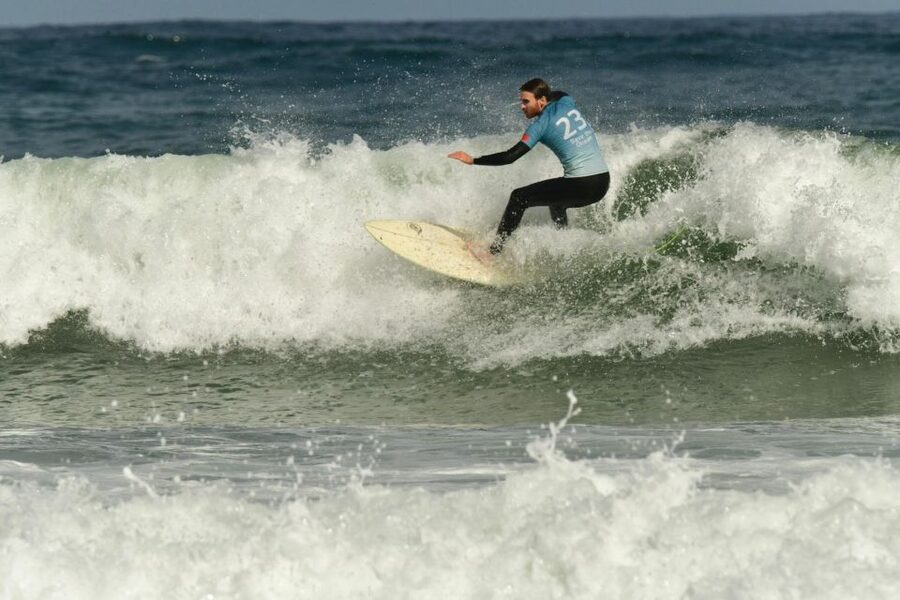 Peniche:Surf lessons Beginners ,Intermediate, advance level - What happens during the two-hour lesson