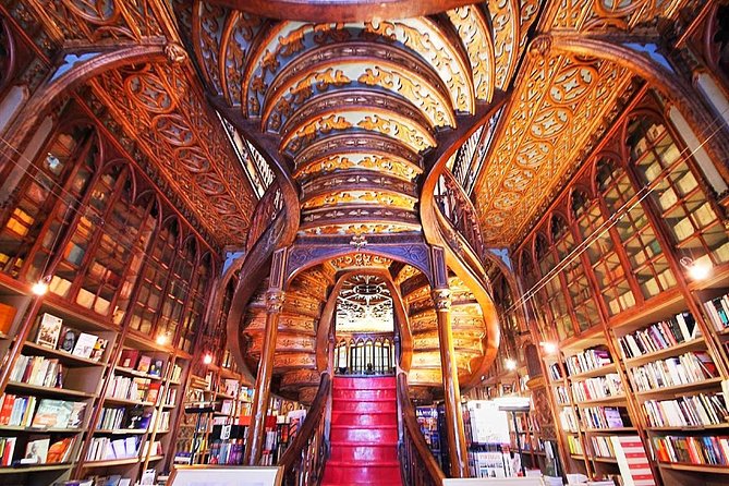 Porto Private Personalized Full Day Journey from Lisbon - A private ride from Lisbon, not a shared bus