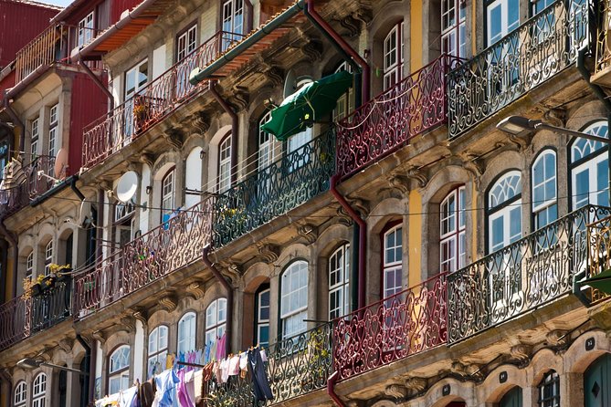 Porto Private Tour from Lisbon with Douro Cruise and Wine Tasting - Lunch beside the Ribeira waterfront